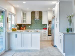 How to Use Space Wisely in a Small Kitchen Remodel