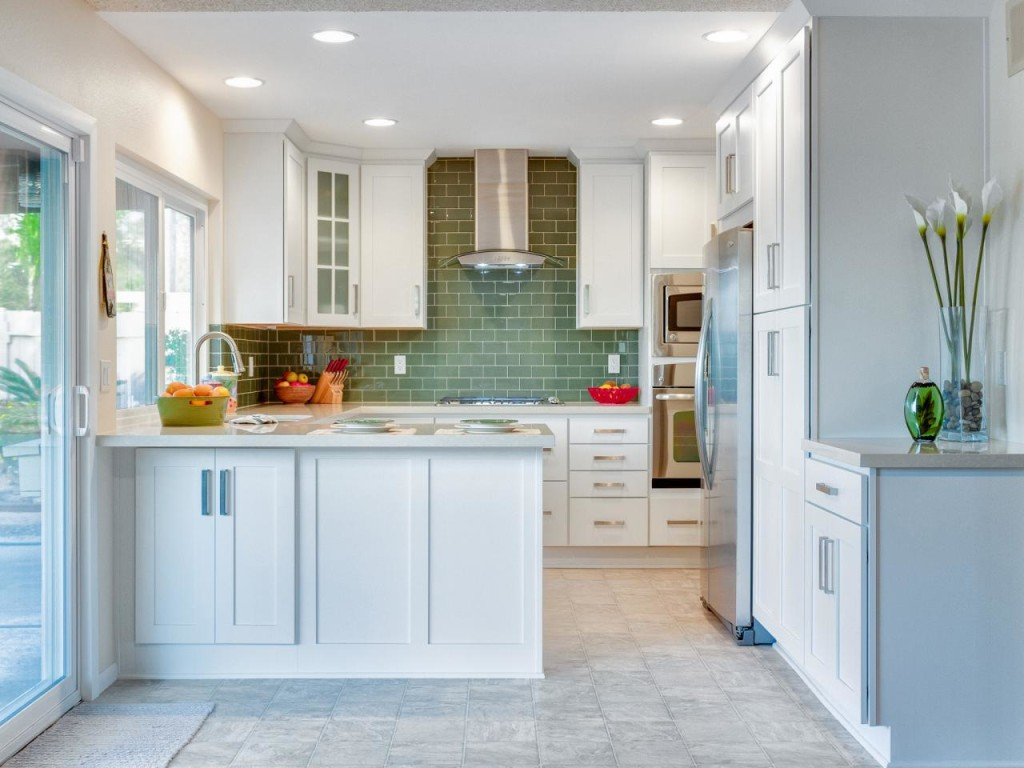 How to Use Space Wisely in a Small Kitchen Remodel
